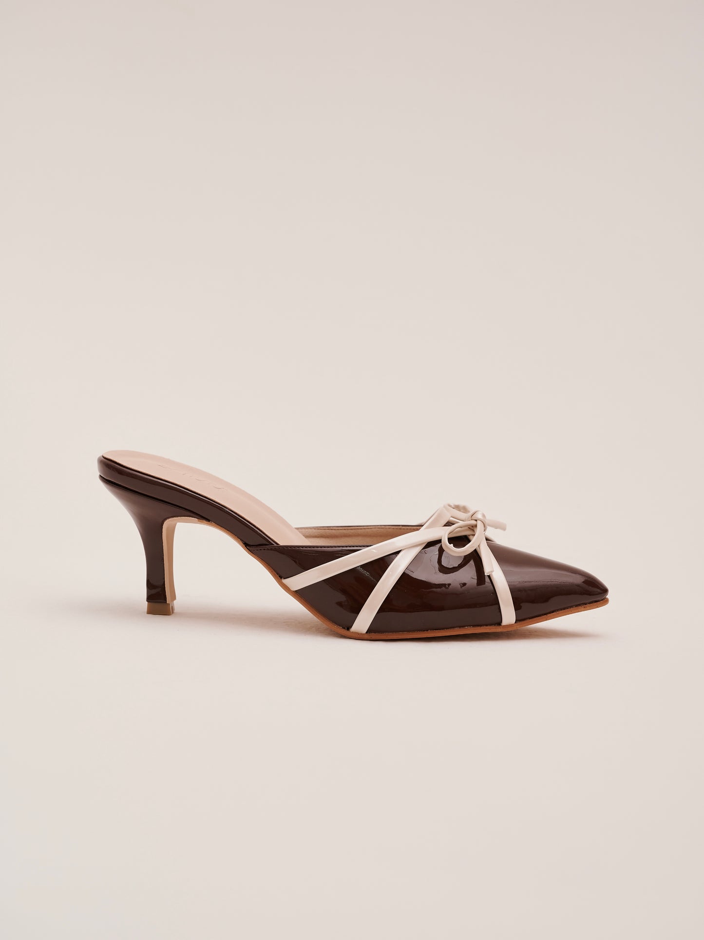 Lucie Pointy Heels in Espresso