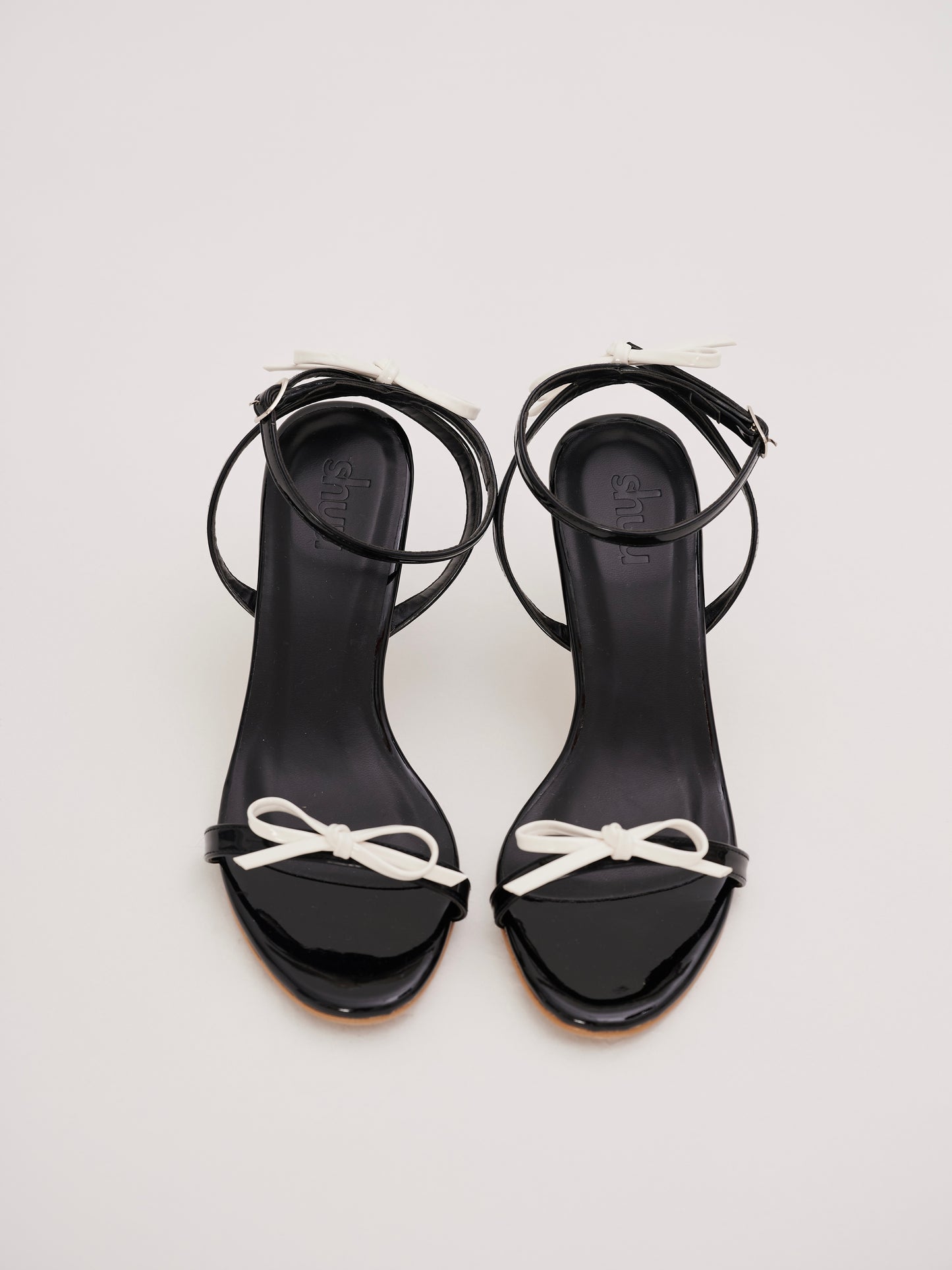 Sophie Strappy Heels in Noir