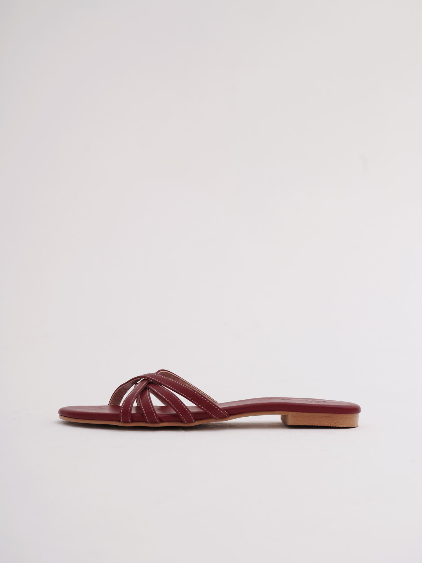 Donna Flat Sandals in Pomegranate
