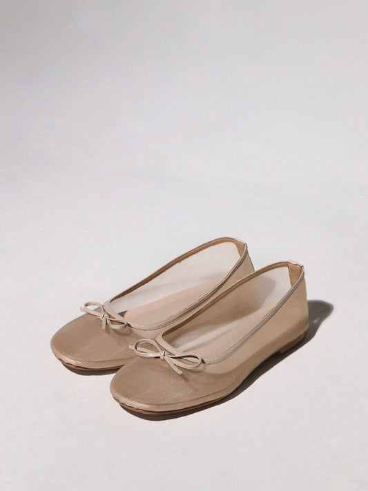 Bebe Mesh Flats in Oatmilk